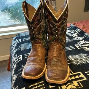 Embroidered Brown Leather Western Boots